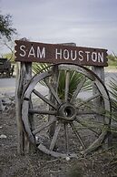 Y.O. Ranch Headquarters