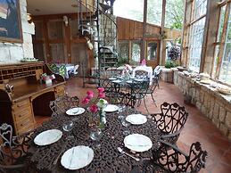 Y.O. Ranch Headquarters