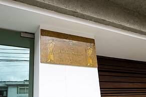 Apartasuite Edificio Monir