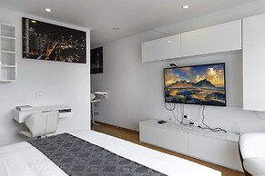 Apartasuite Edificio Monir