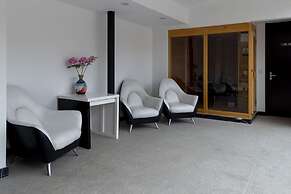 Apartasuite Edificio Monir