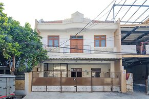 Mono Coliving Kertajaya, Surabaya