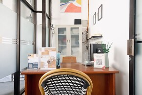 Mono Coliving Kertajaya, Surabaya