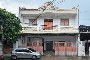 Mono Coliving Kertajaya, Surabaya