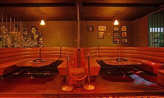 Treebo De Grandeur Anand Nagar