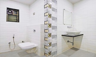 Treebo De Grandeur Anand Nagar