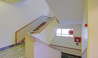 Treebo De Grandeur Anand Nagar