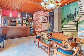 OYO 92439 Hotel Tower Klungkung