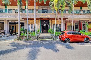 OYO 92439 Hotel Tower Klungkung