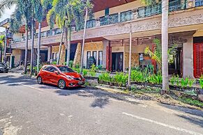 OYO 92439 Hotel Tower Klungkung