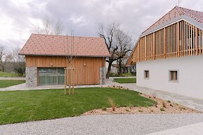 Pira Hotel