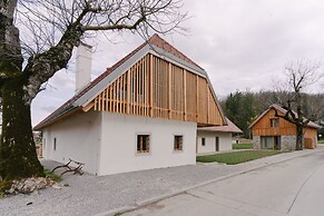 Pira Hotel