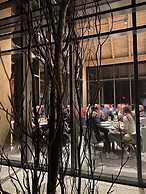 Pira Hotel
