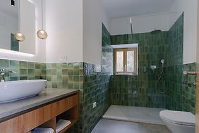 Pira Hotel