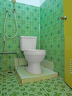 SPOT ON 92390 Wilma Kost Syariah