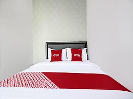 Super OYO Collection O 92363 Kp Inn