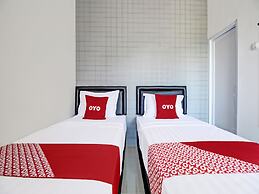 Super OYO Collection O 92363 Kp Inn