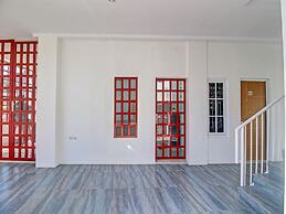 Super OYO Collection O 92363 Kp Inn