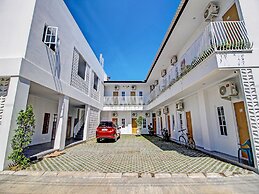 Super OYO Collection O 92363 Kp Inn