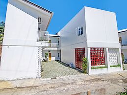 Super OYO Collection O 92363 Kp Inn