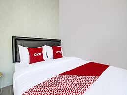 Super OYO Collection O 92363 Kp Inn