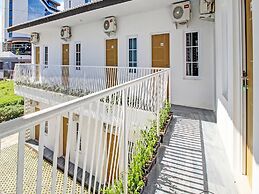 Super OYO Collection O 92363 Kp Inn