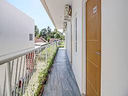 Super OYO Collection O 92363 Kp Inn