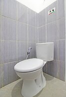 Super OYO Collection O 92363 Kp Inn