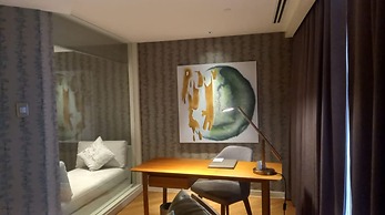 Capital O 950 Acqua Novotel Tower