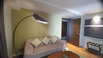 Capital O 950 Acqua Novotel Tower