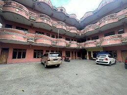 OYO 92463 Deli Hotel Medan