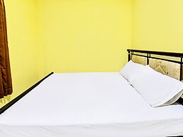 SPOT ON 92420 Kos Agi Mataram Near Masjid Hissoh Al-Faham