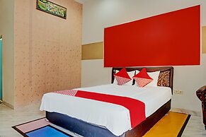 OYO 92405 Evergreen Hotel & Resto Near GARDU INDUK MUARA DUA