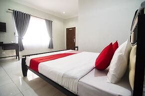 Collection O 1401 Hotel MayaNearKetapang Satu Beach