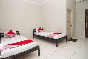 Collection O 1401 Hotel MayaNearKetapang Satu Beach