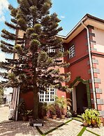 BATES GARDEN GUEST HOUSE