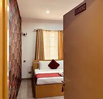 BATES GARDEN GUEST HOUSE