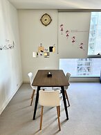 Readyset Apartments at QV