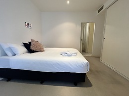 Readyset Apartments at QV