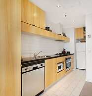 Readyset Apartments at QV