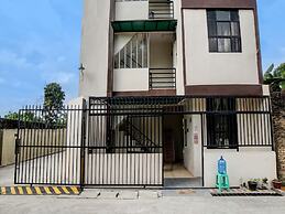 OYO 92429 Vania Guest HouseNearRSUP H Adam Malik