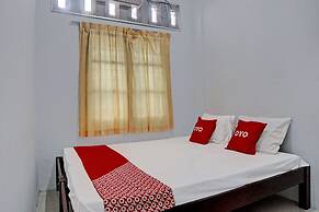 OYO 92429 Vania Guest HouseNearRSUP H Adam Malik