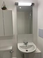 Beautiful 1-bed Apartment in Barking