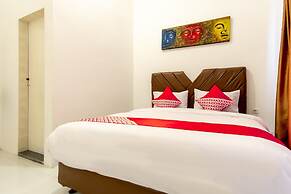 Capital O 92444 Kamojo Guest House