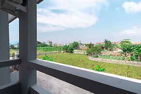 Capital O 92444 Kamojo Guest House