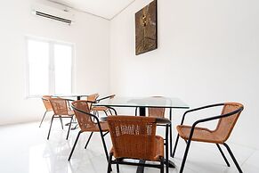 Capital O 92444 Kamojo Guest House