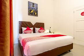 Capital O 92444 Kamojo Guest House