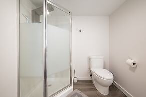 Modern Contemporary 2 Bedroom Suite