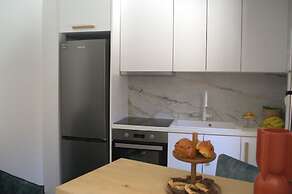 Oniropetra Luxury Suites