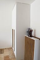 Oniropetra Luxury Suites